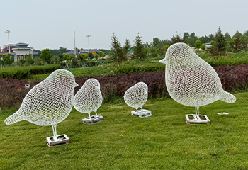 Hollow sculpture installation case