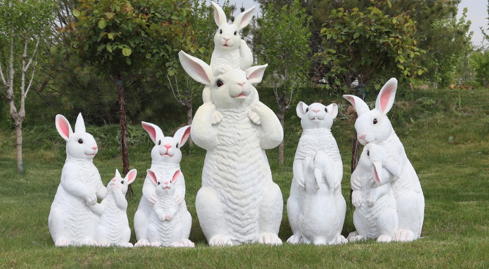 Simulation resin&fiberglass rabbit sculpture