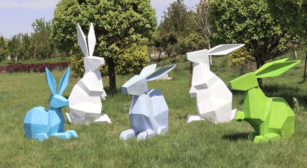Simulation fiberglass geometric rabbit sculpture