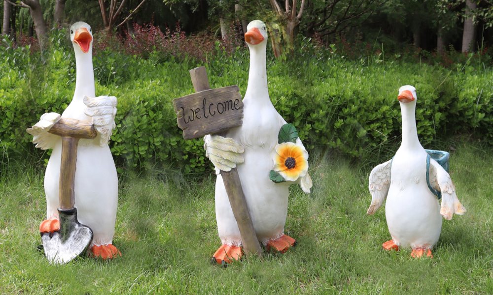 The cartoon duck fiberglass sculpture collection