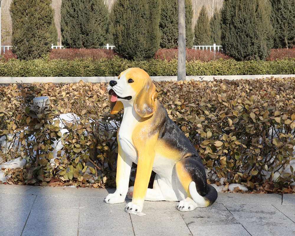 Simulation Fiberglass Dog Animal Sculpture Landscape Decoration
