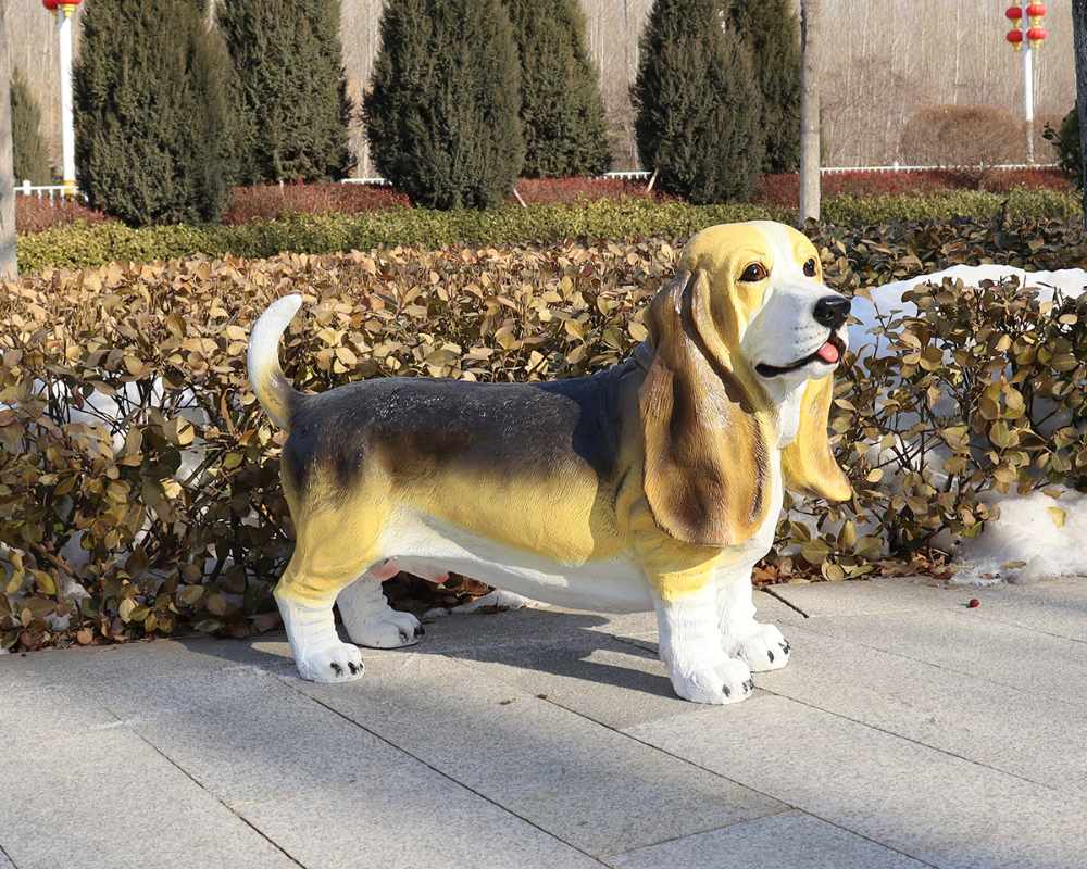 Simulation Fiberglass Dog Animal Sculpture Landscape Decoration
