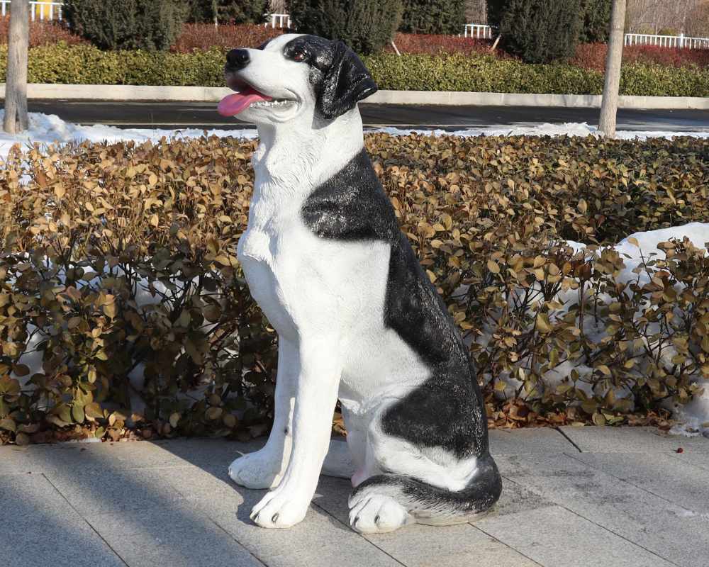Simulation Fiberglass Dog Animal Sculpture Landscape Decoration