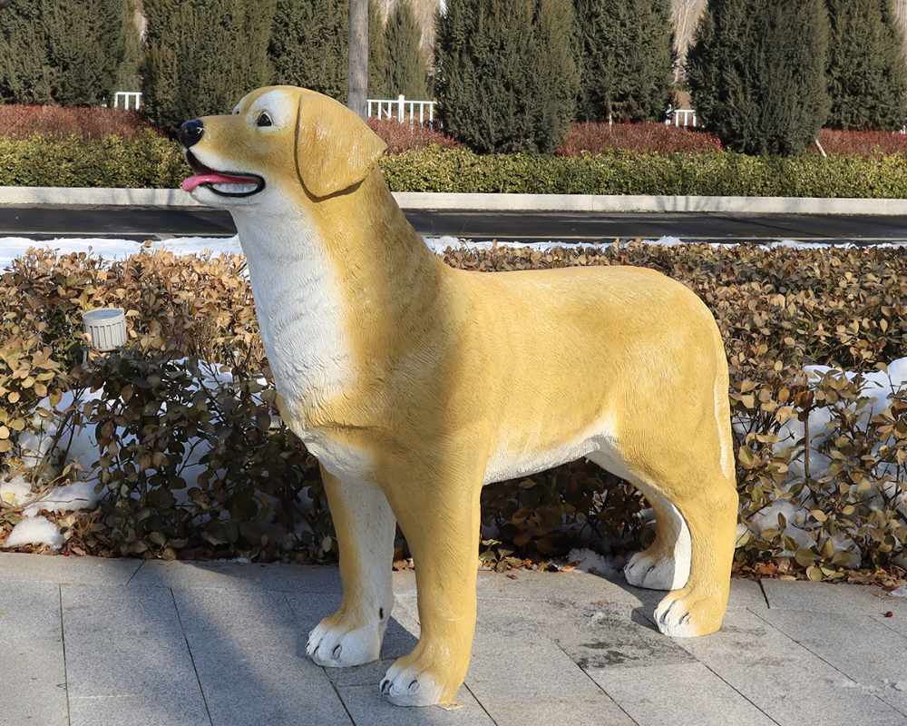 Simulation Fiberglass Dog Animal Sculpture Landscape Decoration