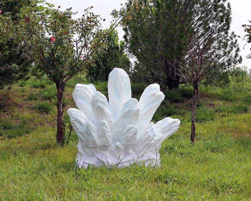 Outdoor Simulation Fiberglass Polar Bear Sculpture Ornaments