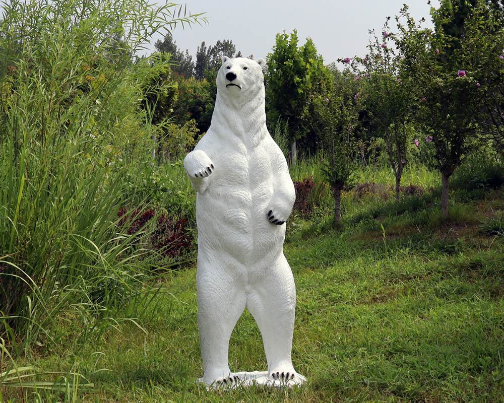 Outdoor Simulation Fiberglass Polar Bear Sculpture Ornaments