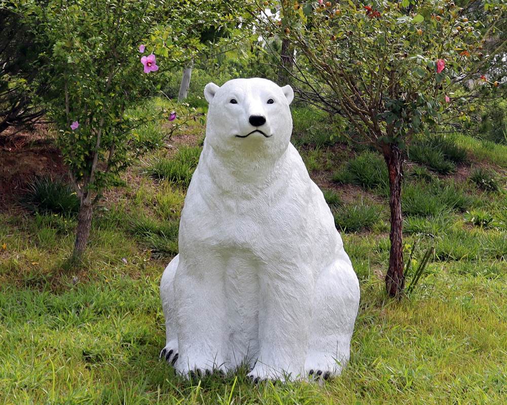 Outdoor Simulation Fiberglass Polar Bear Sculpture Ornaments
