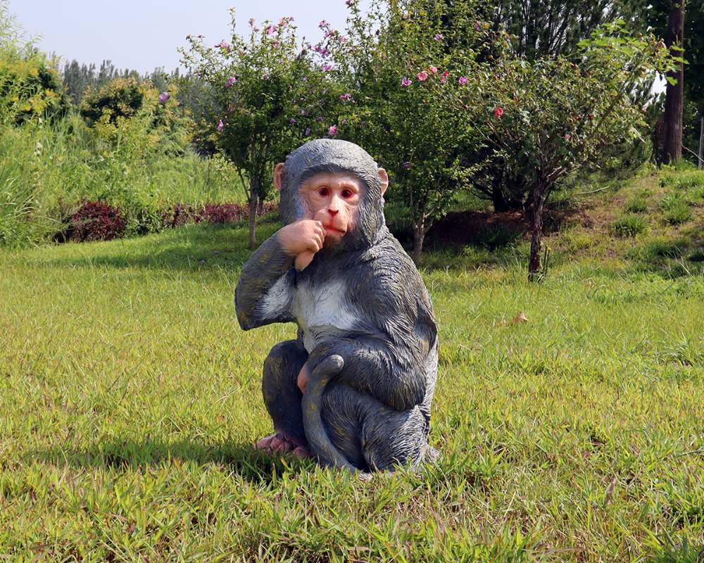 Simulation Fiberglass Golden Monkey Sculptures for Outdoor Decor