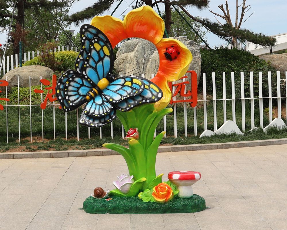 Simulation Fiberglass Glowing Interactive Butterfly Sculptures