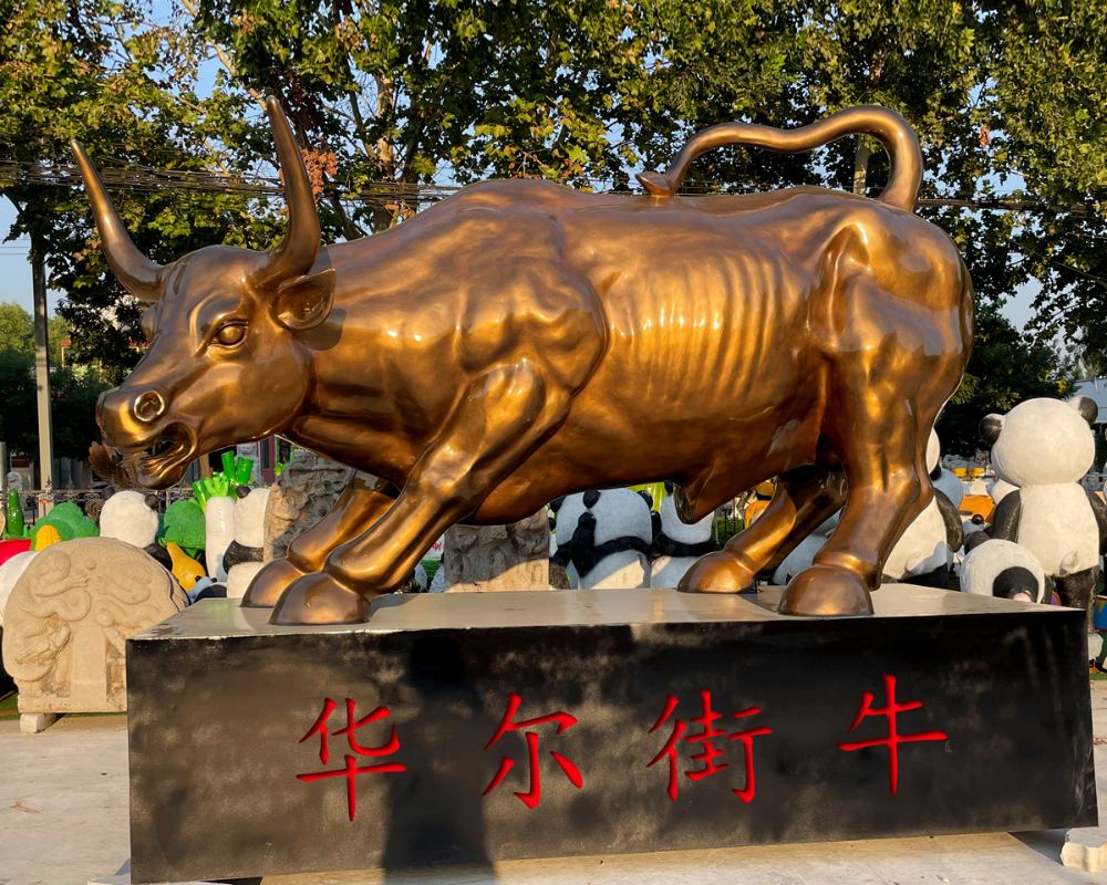 Simulation Bronze Wall Street Bull Sculpture for Commercial & Outdoor Decor