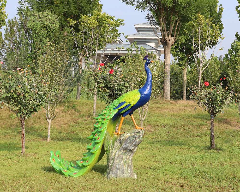 Simulation Fiberglass Peacock Statue Animal Ornaments