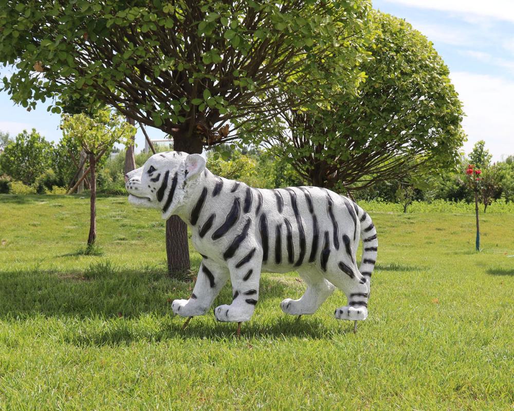 Garden Simulation Fiberglass Tiger Sculpture for Sale