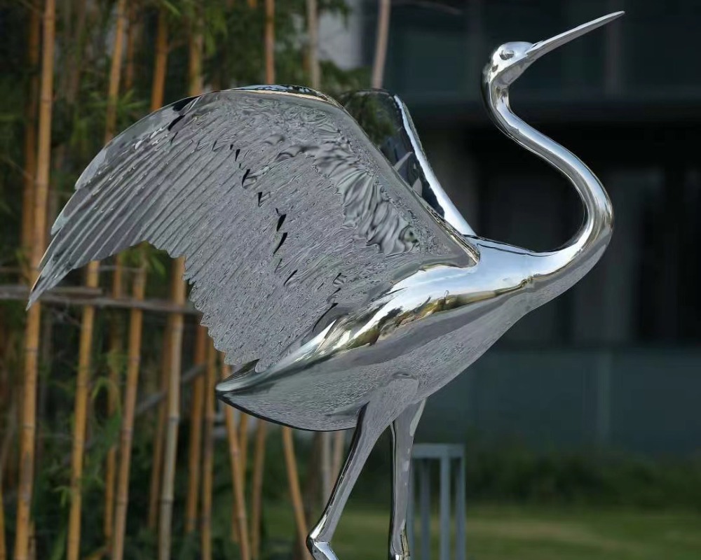 Stainless Steel Crane Sculptures for Elegant Outdoor Decor