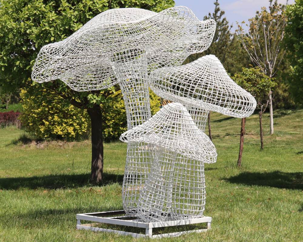 Artistic Stainless Steel Hollow Mushroom Garden Sculpture