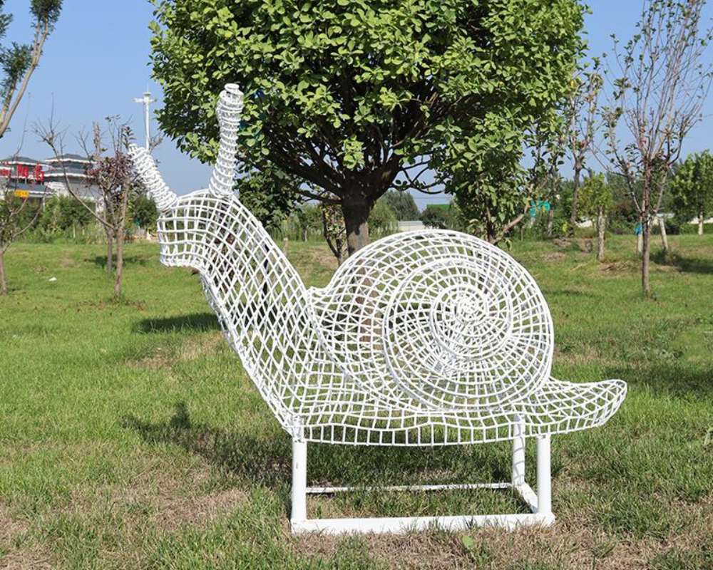 Grace Glowing Stainless Steel Hollow Snail Garden Sculpture