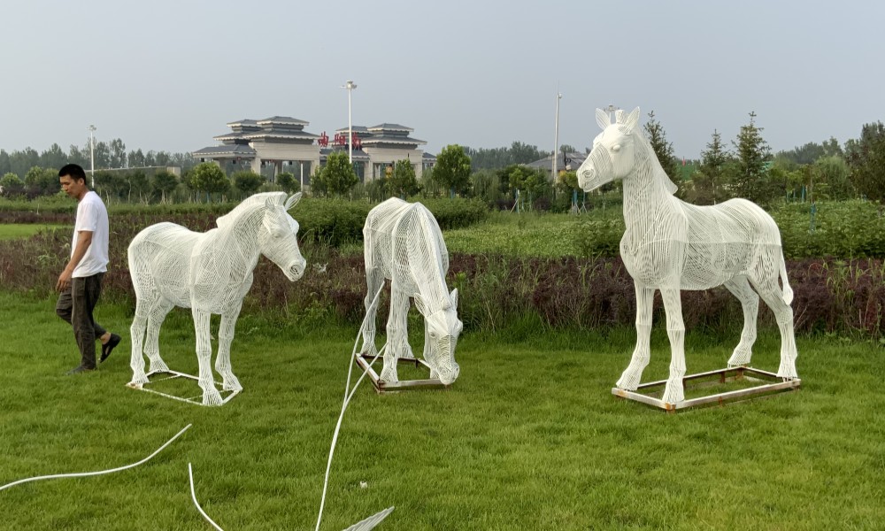 The zebra sculpture display