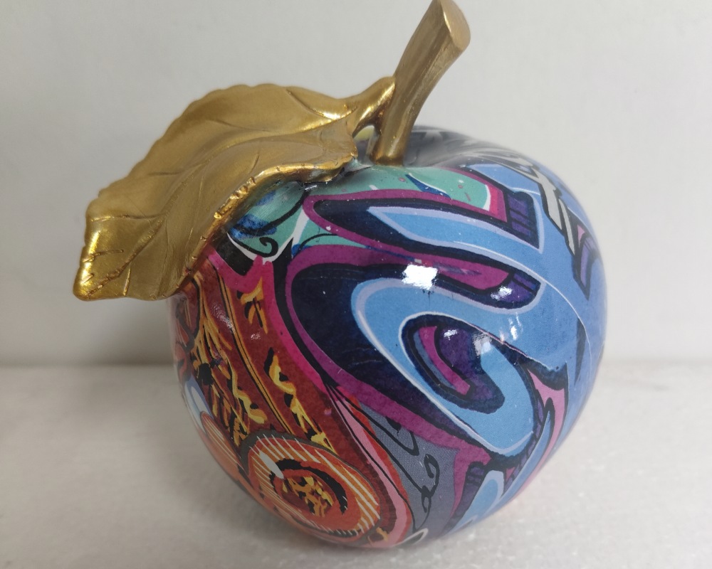 Lively Colored Resin Plant Sculpture Ornaments