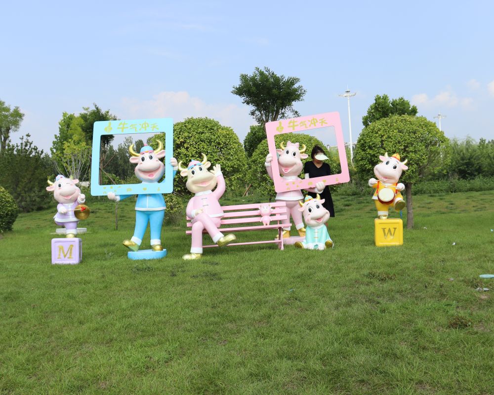 Life Size Fiberglass Sculpture Cartoon Animal Interactive Statue for Shopping Mall Decoration