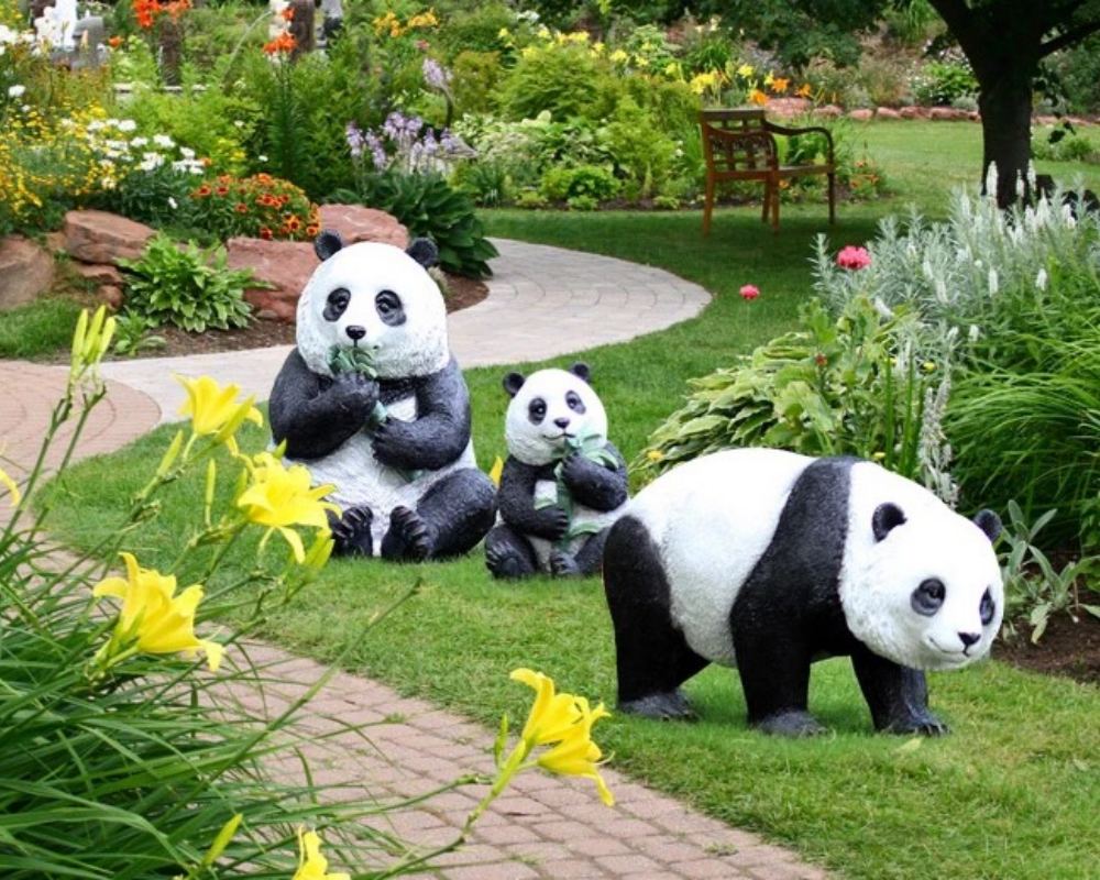 Naturalistic Style Simulation Life-Size Animal Sculpture Public Space Decoration Project