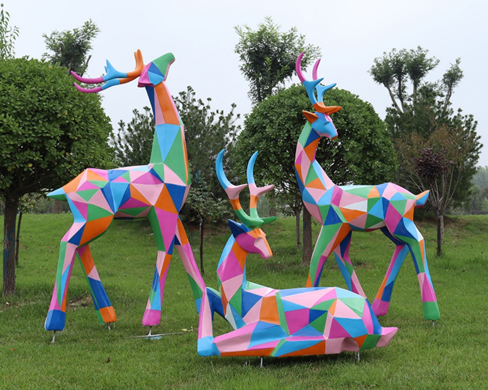 Geometric Abstract Colored Fiberglass Deer Sculpture for Decoration