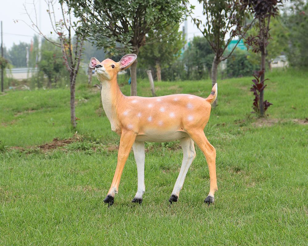 Sika Deer Fiberglass Sculpture Wholesale Custom Garden Decoration