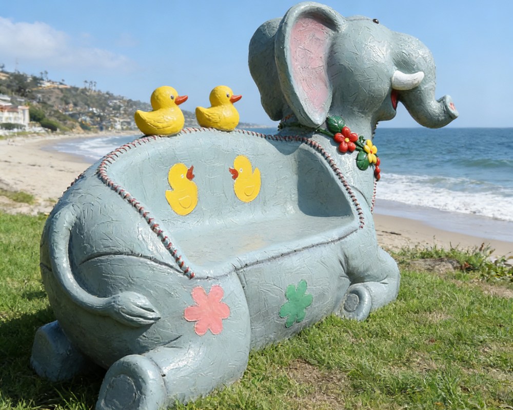 Interactive Elephant Animal Sculpture Hot Selling for Outdoor Decoration