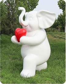 Heart-shaped elephant sculpture