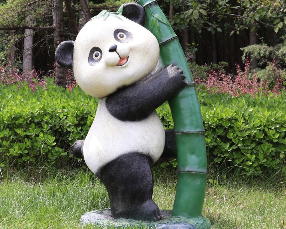 Имитация скульптур панды из стекловолокна для игривого и современного декора