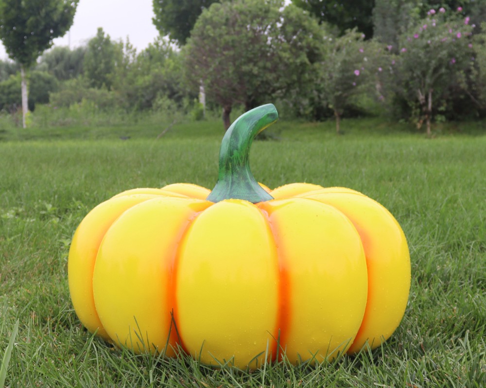 Деревенские скульптуры тыквы из стекловолокна с имитацией декора на открытом воздухе