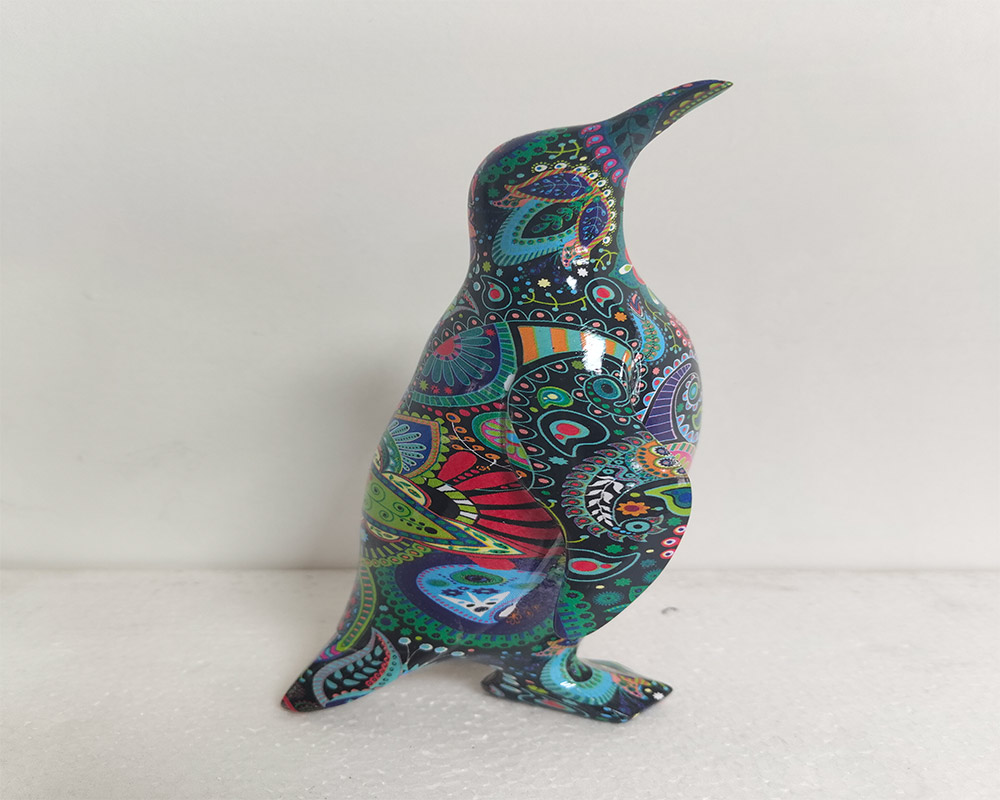 Sculpture d'animaux en résine colorée créative, ornements pour décoration de maison Unique