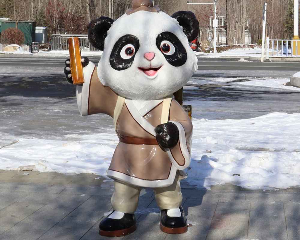 تخصيص في الهواء الطلق الحيوان الألياف الزجاجية الكرتون الباندا النحت حديقة الديكور للبيع