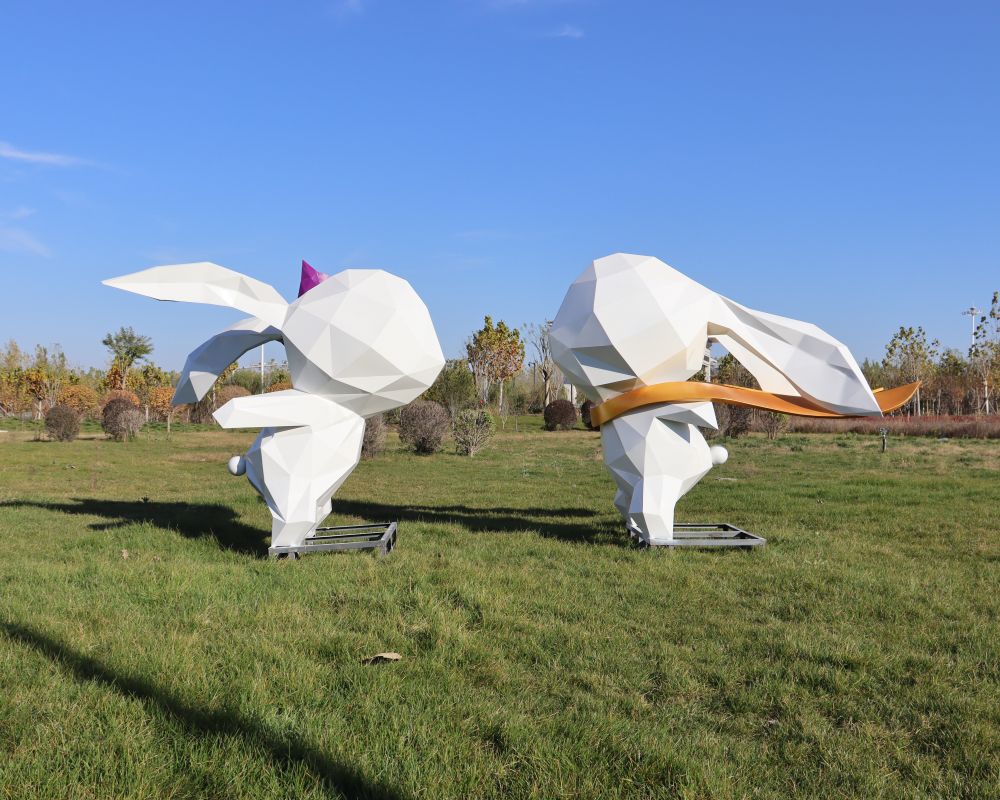 Large geomertic garden sculptures