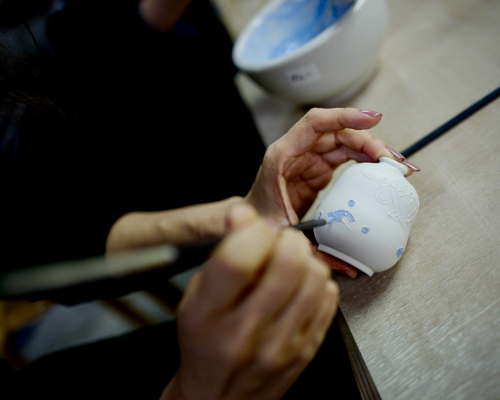 Custom sculpture painting