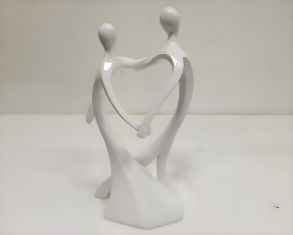 Abstract Resin Sculpture Modern Couple Statue Wholesale Custom Art Figurines