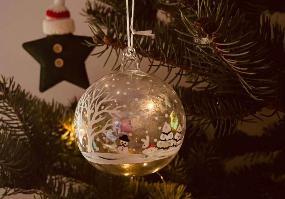 Christmas crystal ball decorations Christmas crystal ball decorations
