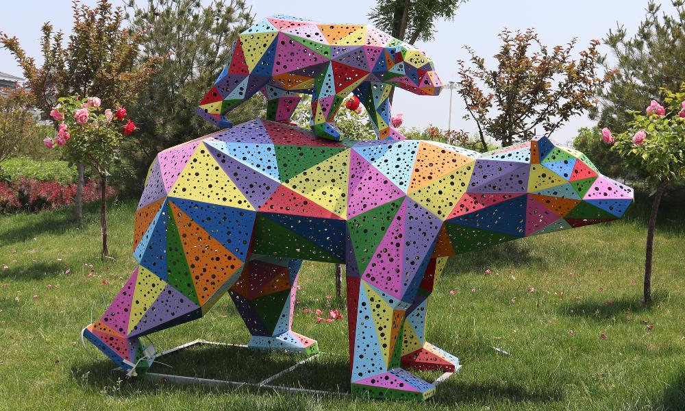 Stainless steel polar bear sculpture Stainless steel polar bear sculpture