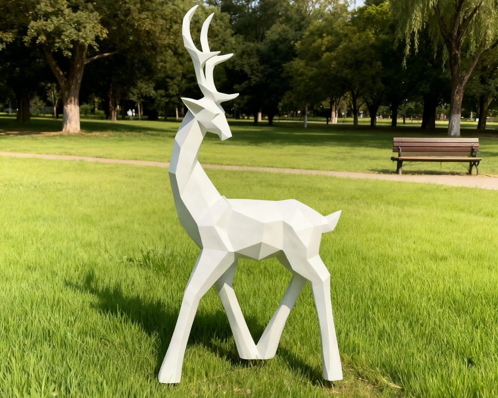 Schwarz-weiße geometrische Fiberglas-Hirschskulptur, moderne Außendekoration