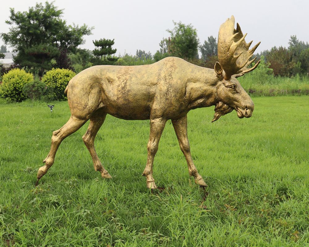 Fiberglas-Elch-Skulptur, lebensgroße Outdoor-Kunstdekoration für Park- und Gartenlandschaft