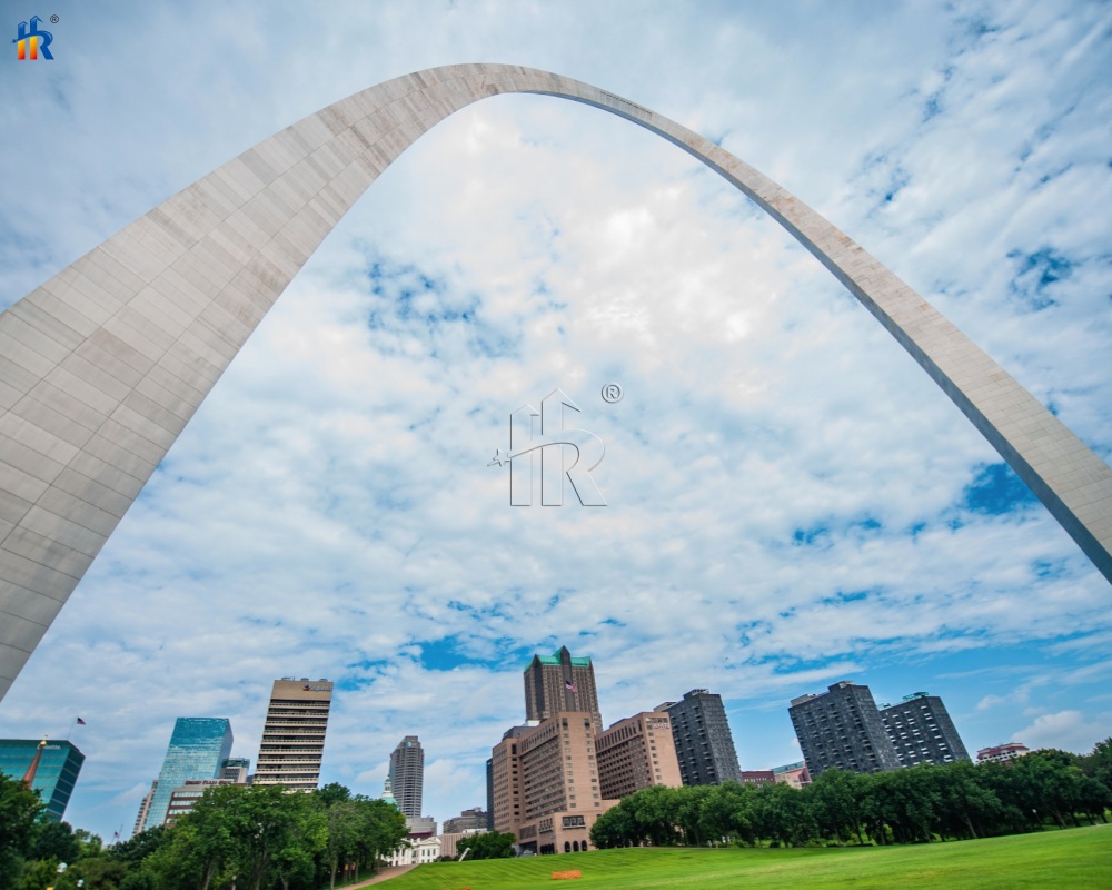Chicago's "Cloud Gate" sculpture